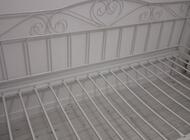 Grajewo ogłoszenia: Sprzedam łóżko bez materaca. Stan bardzo dobry. - zdjęcie