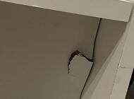 Grajewo ogłoszenia: Sprzedam przesuwaną szafę z lustrem. Stan bardzo dobry, jednak... - zdjęcie