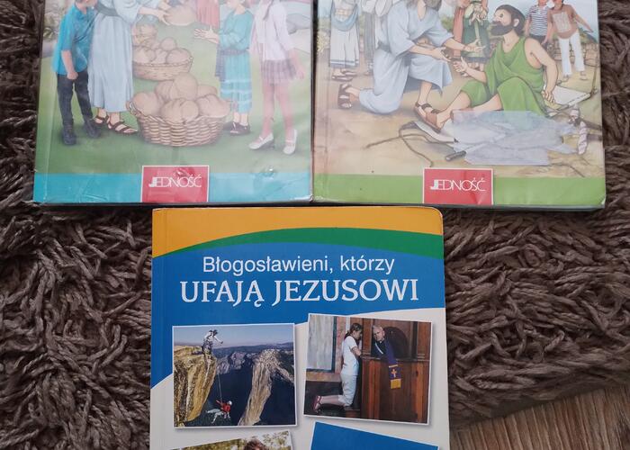 Grajewo ogłoszenia: Sprzedam książki każda po 10 zł