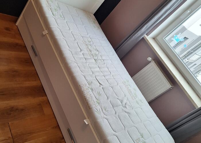 Grajewo ogłoszenia: Sprzedam łóżko z szufladą 90cmx200cm, bez materaca i stelażu....