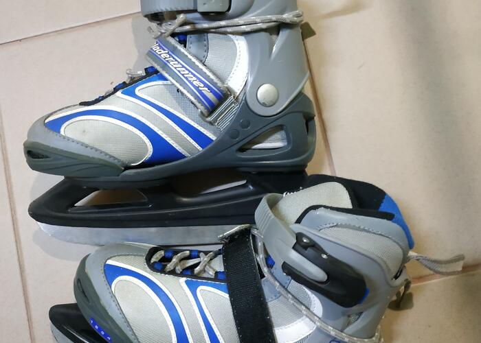Grajewo ogłoszenia: Sprzedam widoczne na zdjęciach łyżwy, rozm 32-35, stan bardzo dobry