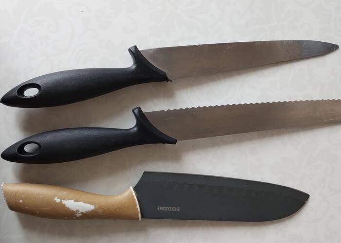 Grajewo ogłoszenia: Oddam widoczne na zdjęciu noże (duże) ,za dwie małe czekolady...