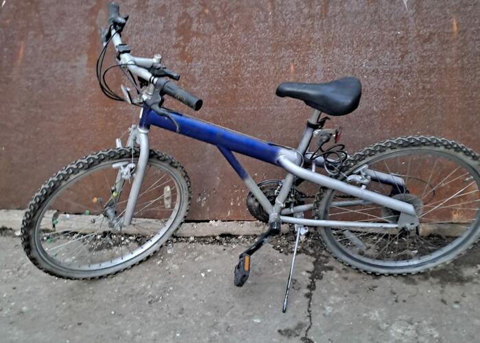 Grajewo ogłoszenia: Sprzedam rowerek 16 koła cena 100 , 24 koła cena 250 oraz deskę...