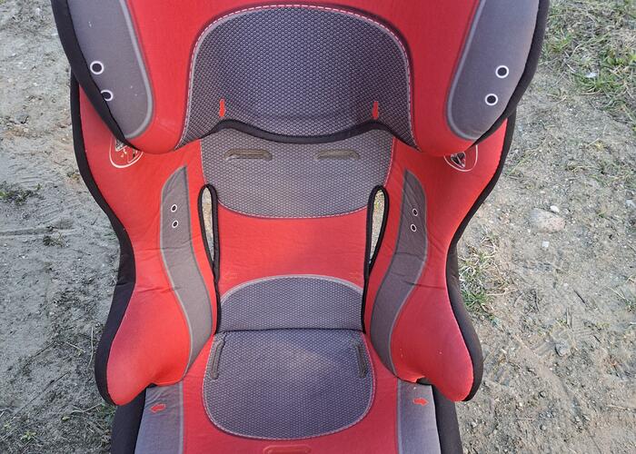 Grajewo ogłoszenia: Sprzedam fotelik samochodowy.