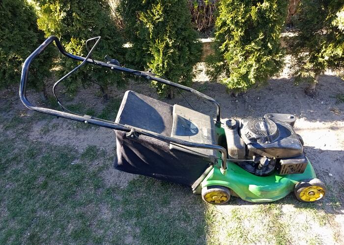 Grajewo ogłoszenia: Sprzedam kosiarkę spalinową marki Nac z koszem na trawę....