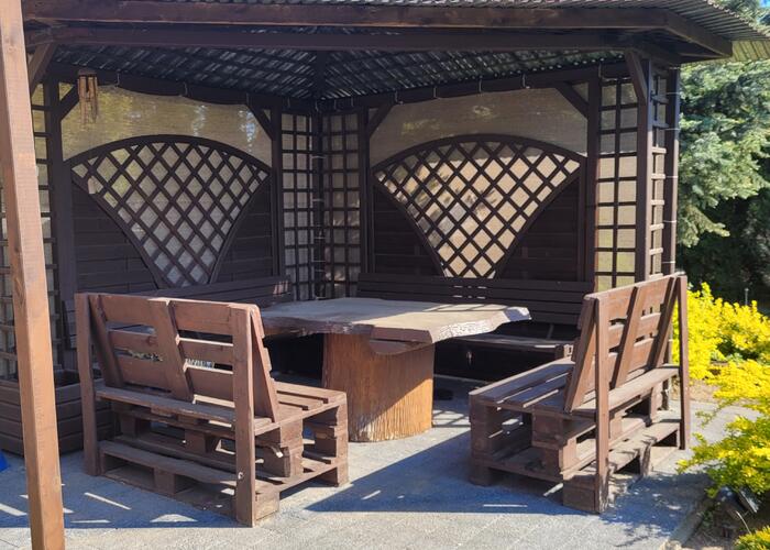 Grajewo ogłoszenia: Sprzedam altanke ogrodową +stół i ławki